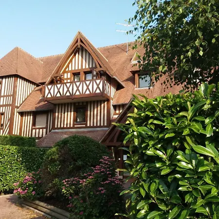 Les Manoirs De Apartament Deauville